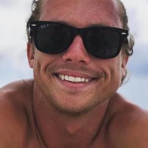 Meet your Posher, Aaron